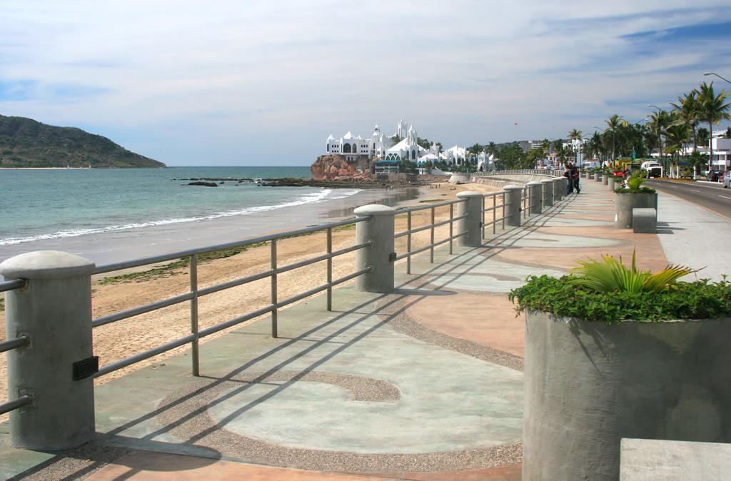 Las Flores Beach Resort Mazatlan Ngoại thất bức ảnh