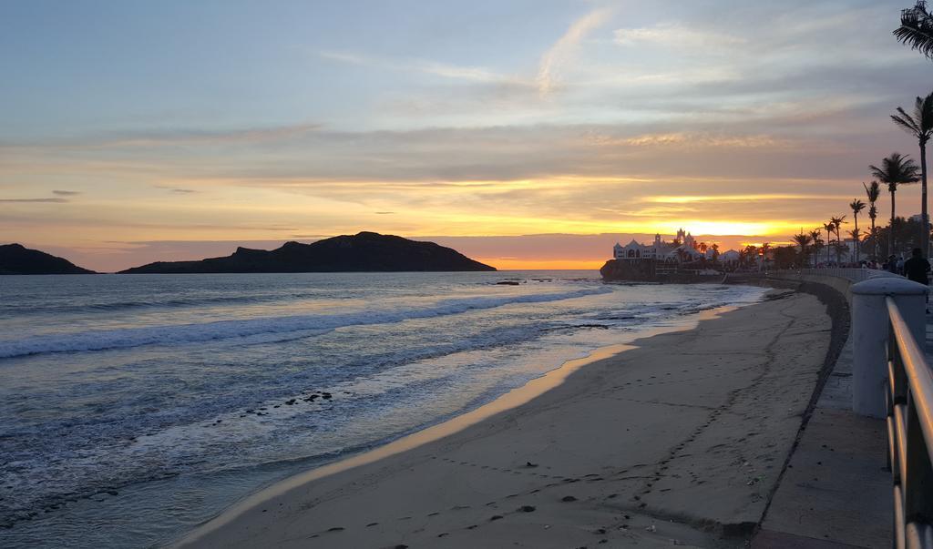 Las Flores Beach Resort Mazatlan Ngoại thất bức ảnh